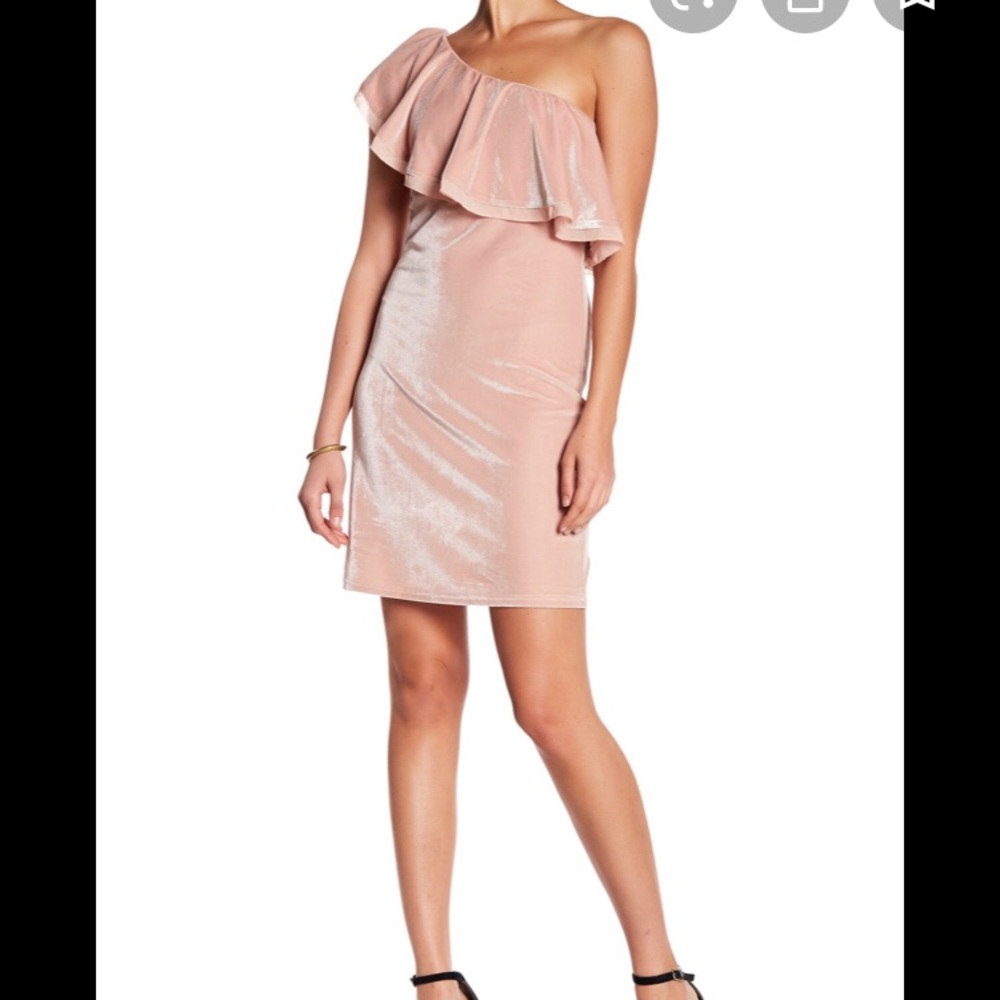 Sugarlips off the shoulder dress NWT M